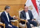 استقبال السفير الصيني في “اقتصادية قناة السويس” لبحث آفاق الاستثمار في الموانئ