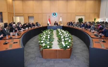 خالد هاشم يؤكد اهتمام الدولة بتعزيز صادرات الرخام والجرانيت وتحفيز الصناعة الوطنية