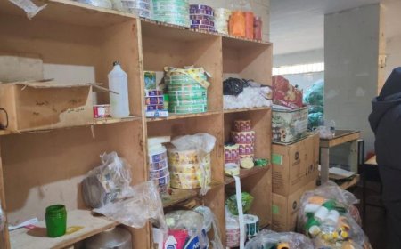 اكتشاف 4 مخازن سرية للأدوية ومستحضرات التجميل غير المصرح بها في 3 محافظات بالصور