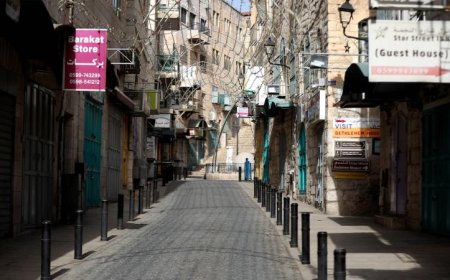 مظاهرات حاشدة في الضفة الغربية وإغلاق المتاجر احتجاجا على قانون إعدام الأسرى الفلسطينيين