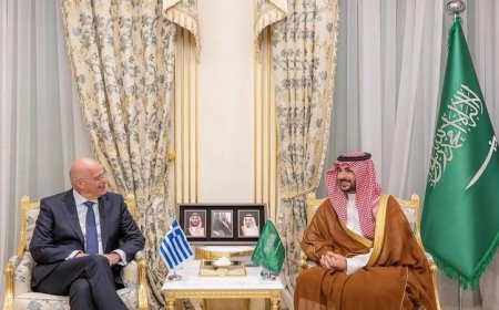 وزير دفاع السعودية واليونان يتناولان أحدث التطورات الإقليمية المهمة