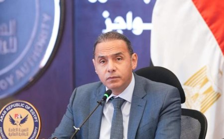 رئيس الرقابة المالية يخصص 100 ألف جنيه تعويضات لضحايا حادث طريق كفر داود السادات