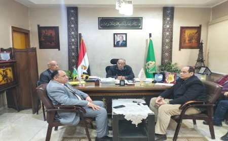 تعليم القليوبية يفرض حظر الموبايل ويمنع التبرعات المالية في المدارس التجريبية