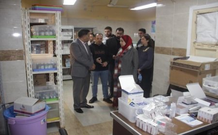 محافظ المنوفية يتفقد حالة مصابي حادث السادات ويوجه بتوفير جميع الإمكانيات الطبية اللازمة لهم