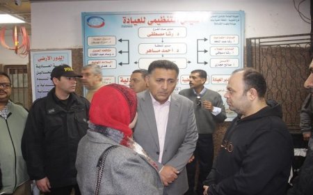 محافظ القليوبية يقوم بجولة تفقدية في عيادات التأمين الصحي بمدينة بنها