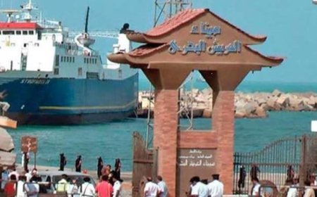 ميناء العريش البحري يحدث انتعاشًا ويعود إلى العمل بعد تحسن الأحوال الجوية