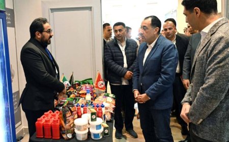 مدبولي يزور معرض المنتجات الصناعية في بنها ويثني على الابتكارات المعروضة