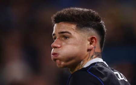 وكيل فرنانديز يهاجم إيقاف تشيلسي الظالم للاعب ويكشف تفاصيل جديدة