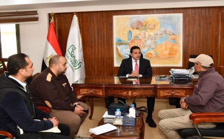 نائب محافظ الفيوم يواصل متابعة تنفيذ مشروعات رصف الطرق في مركز إطسا