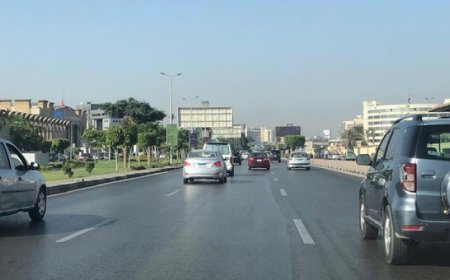 حركة السير تسير بسلاسة في القاهرة والجيزة مع انتظام المرور في معظم المحاور