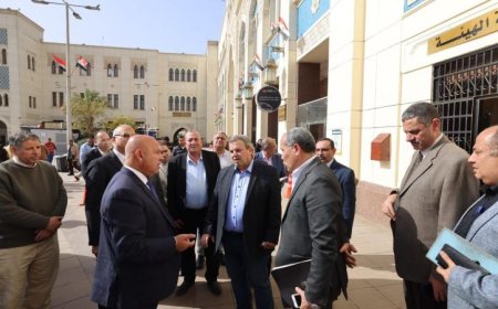 وزير النقل يزور محطة رمسيس ويحتفي بـ 22 عاملا لجهودهم المتميزة في تعزيز السلامة ومنع الحوادث