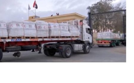 الهلال الأحمر يعلن عن انطلاق قافلة زاد العزة الـ171 محملة بـ4910 أطنان من المساعدات الإنسانية