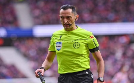 حكم إسباني يتولى إدارة مباراة باريس سان جيرمان وليفربول في دوري أبطال أوروبا