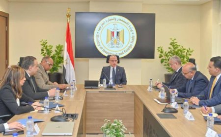 وزير الاستثمار يراقب أداء وخطط عمل الهيئات والجهات التابعة لتحقيق النجاح الاقتصادي