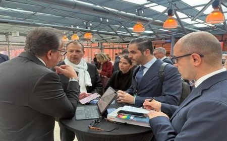 وزير الصحة يلتقي بشركة سانوفي لتعزيز التعاون في تطوير صناعة اللقاحات المحلية