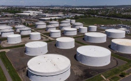 أسعار النفط تواصل الانخفاض وخام برنت يتجاوز حاجز 100 دولار