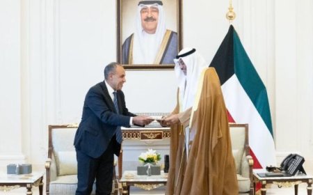 وزير الخارجية ينقل رسالة خاصة من الرئيس السيسي ولي عهد الكويت لأمير البلاد