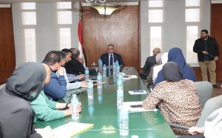 محافظ الجيزة يجتمع مع الجهاز التنفيذي لمناقشة تطوير المنطقة الصناعية في أبو رواش