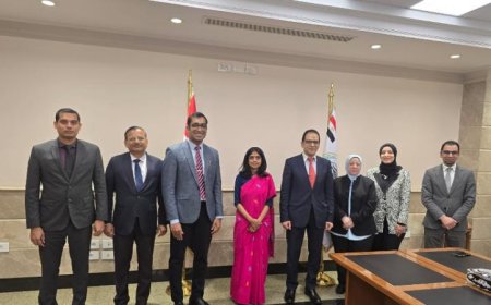 المركزي للمحاسبات يعقد اجتماعًا مع الجهاز الأعلى للرقابة في الهند لتعزيز التعاون المشترك