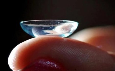 عدسة لاصقة ذكية تراقب ضغط العين وتقدم العلاج الفوري عند الحاجة