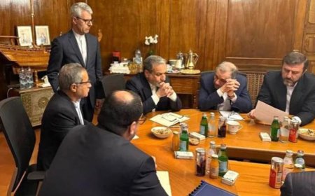 توقع وزير العدل الباكستاني استمرار مفاوضات أمريكا وإيران بعد اليوم