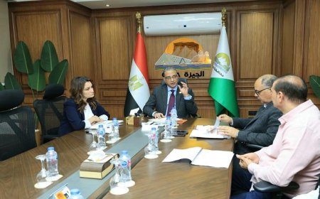 محافظ الجيزة يراقب تقدم خطط تطوير حي العجوزة ونسب إنجاز المشاريع الجديدة