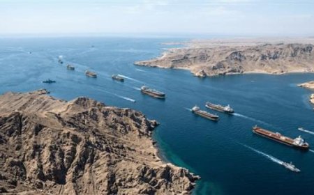 تحركات السفن تكشف بوضوح عن سيطرة إيران المستمرة على مضيق هرمز حسب تقرير سي إن إن