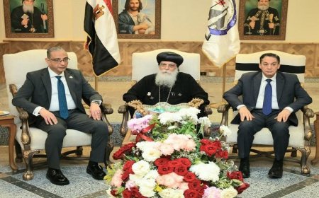 محافظ الجيزة يهنئ مطرانية أكتوبر وأوسيم بعيد القيامة المجيد خلال زيارة مميزة