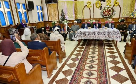 محافظ المنوفية يهنئ الكنيسة الإنجيلية بعيد القيامة المجيد خلال زيارة خاصة