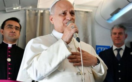 بابا الفاتيكان يؤكد عدم خوفه من إدارة ترامب ويشدد على عدم مهاجمة أي شخص في خطاباته