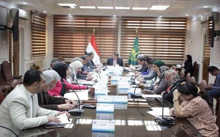 محافظ القليوبية يناقش طلبات المستثمرين في المناطق الصناعية لتعزيز الاقتصاد المحلي