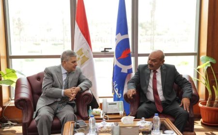 رئيس هيئة قناة السويس يعزز التوجه لدعم المجتمع في القناة وسيناء