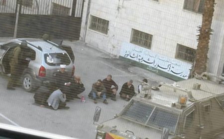 قوات الاحتلال الإسرائيلي تعتقل حاتم البكري وزير الأوقاف الفلسطيني السابق