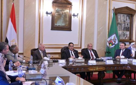 د. عبدالصادق يشدد على ضرورة تطوير برامج أكاديمية جديدة تلبي احتياجات سوق العمل