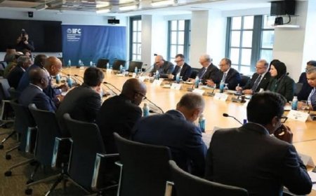 وزير الاستثمار يناقش تعزيز الشراكة الاستراتيجية مع قيادات مؤسسة التمويل الدولية