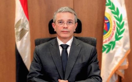 رئيس الجمارك يؤكد أهمية مكافحة التهرب والتجارة غير المشروعة لحماية الاقتصاد القومي