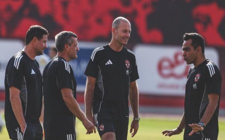 توروب يعزز روح لاعبي الأهلي قبل مواجهة بيراميدز المرتقبة في الدوري