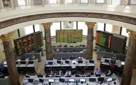 جولة متباينة في أداء مؤشرات البورصة المصرية عند ختام التداول