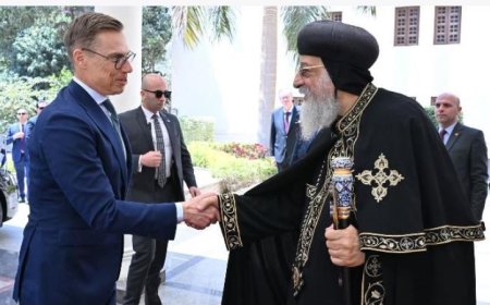 البابا تواضروس يستقبل رئيس فنلندا في المقر البابوي بالقاهرة لتعزيز العلاقات الثنائية