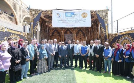 محافظ الغربية يقوم بجولة تفقدية على القافلة الطبية المجانية في مركز زفتى