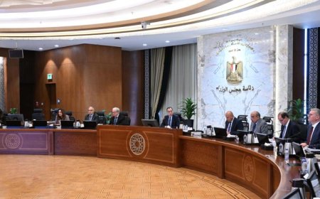 رئيس الوزراء يقود اجتماع المجلس الأعلى للطاقة لمناقشة استراتيجيات جديدة