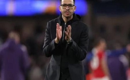 تشيلسي يُنهي عقد المدرب بعد تراجع الأداء في الدوري