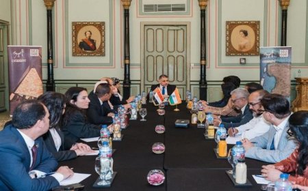 وفد من كبار منظمي حفلات الزفاف من الهند يزور السياحة والآثار في مصر