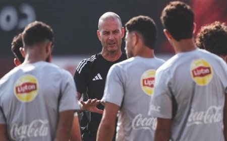 مدرب الأهلي ينبه لاعبيه لتحديات مباراة بيراميدز في الدوري الممتاز