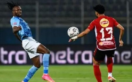 صافرة شلاجر تقود مواجهة مثيرة بين الأهلى وبيراميدز في الدوري المصري