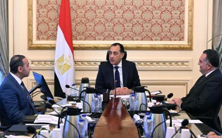 مدبولي يدعو لتسريع إنجاز مشاريع قوانين تنظيم سوق المال لتحقيق الاستقرار الاقتصادي