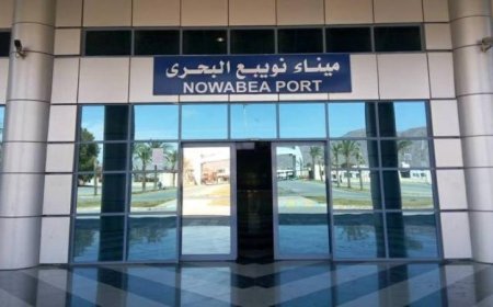 إغلاق ميناء نويبع البحري في جنوب سيناء بسبب الطقس السيئ
