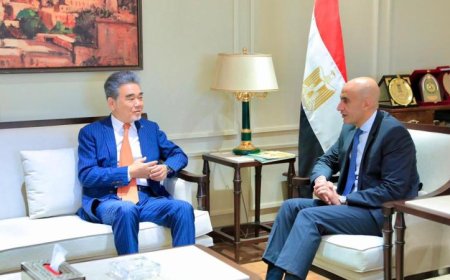 وزير التعليم يواصل جهوده لتحقيق دمج منهج الثقافة المالية في المدارس الثانوية