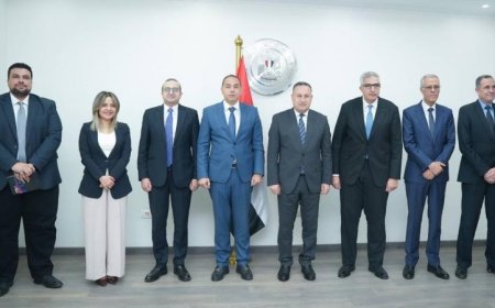 وزير التعليم يتعاون مع رئيس الرقابة المالية لتعزيز الثقافة المالية لدى الطلاب