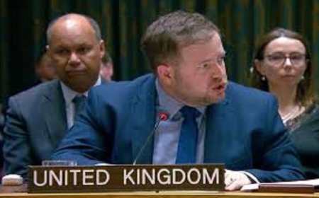 وزير بريطاني يحذر من تأثير أزمة هرمز على الاقتصاد العالمي وارتفاع التكاليف